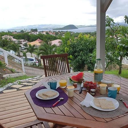 Petit Refuge Villa เลส์ทรัวส์-ซีเลต์ ภายนอก รูปภาพ